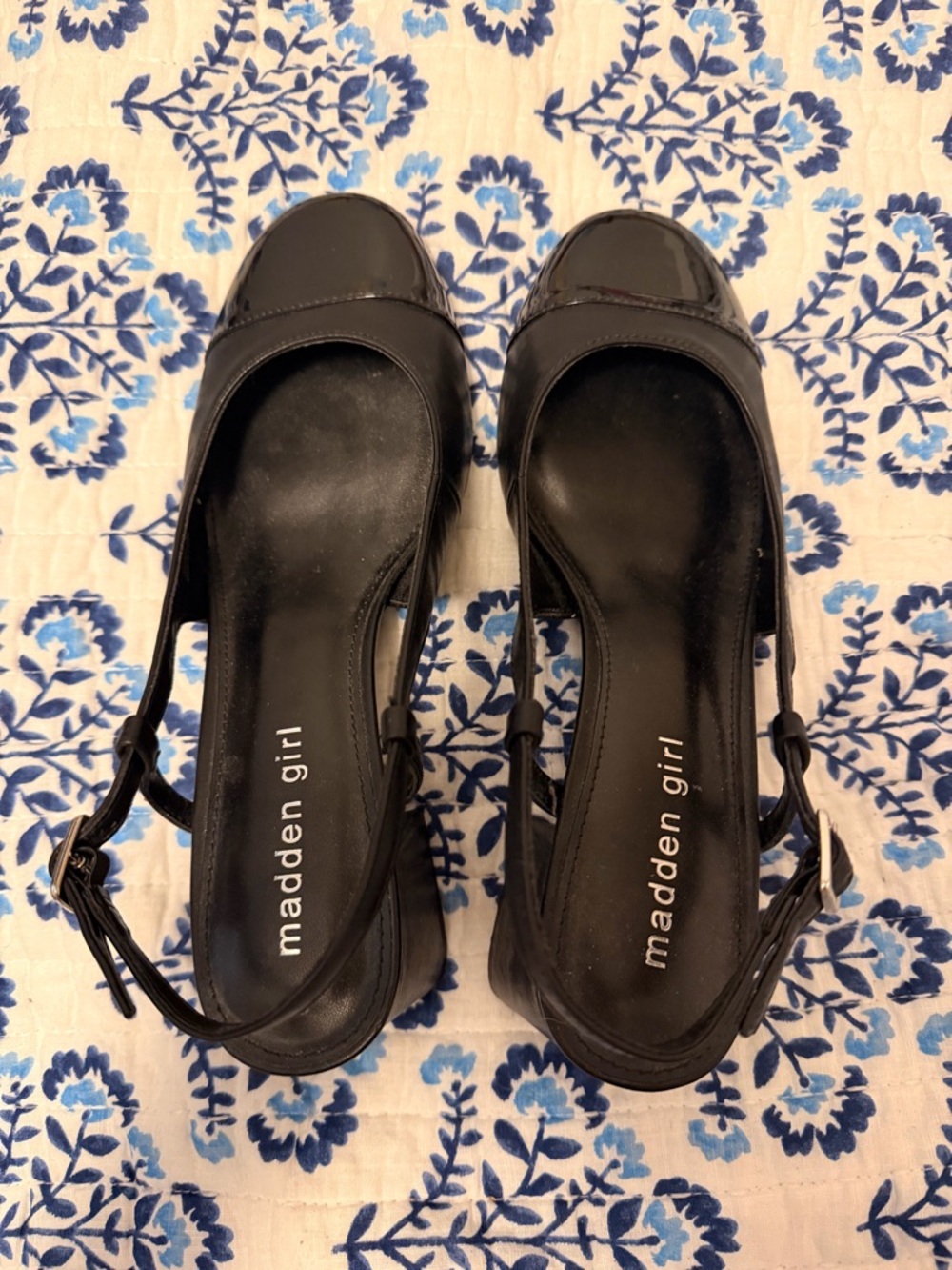 Madden Girl sleek business closed toe heels